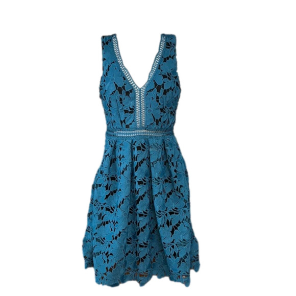 Romeo & Juliet Couture Dresses & Skirts - Romeo + Juliet Couture Floral Cutout Cocktail Dress Teal Small